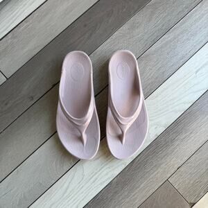 Oofos light pink recovery flip